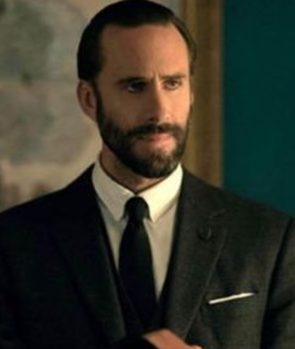 Commander Waterford